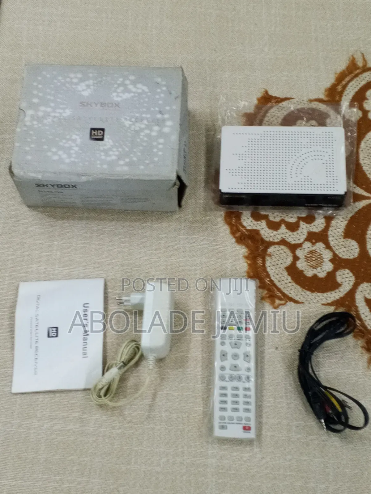 SKYBOX Digital Satellite Receiver Model: S12 HD PVR