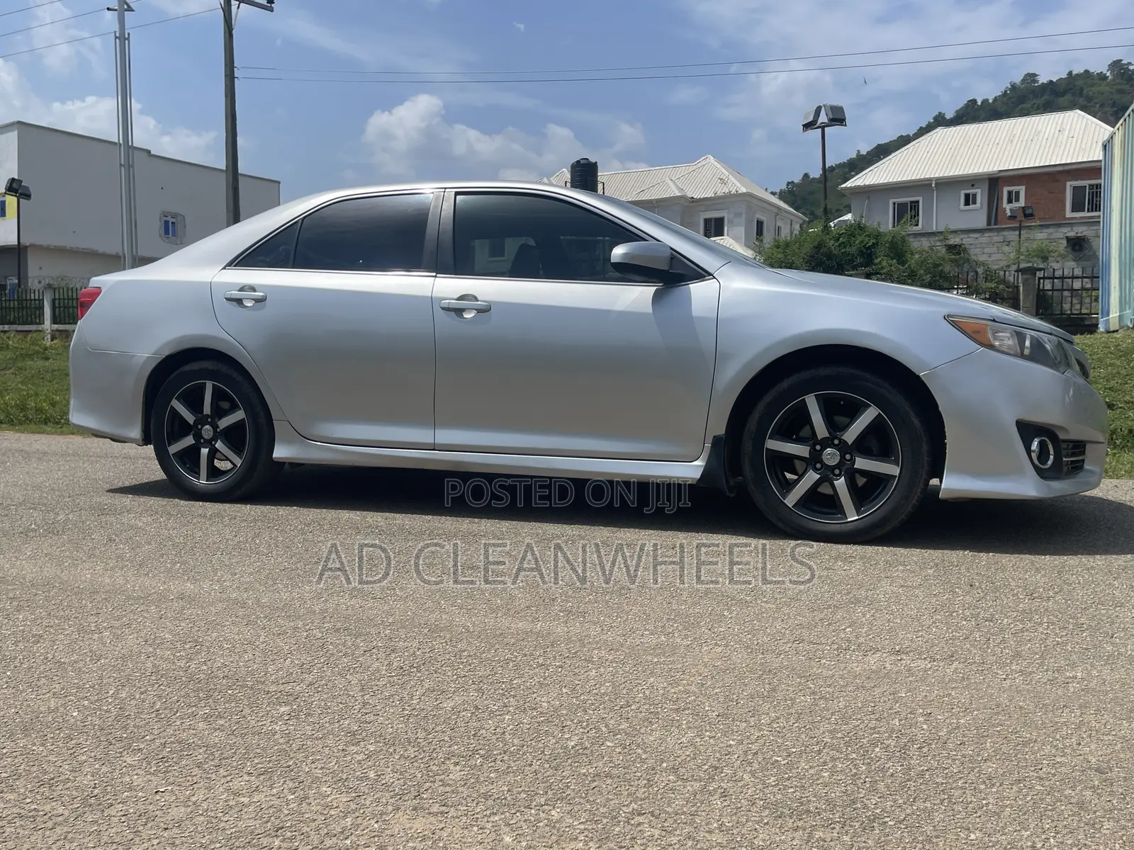 Toyota Camry SE 4dr Sedan (3.5L 6cyl 6A) 2014 Silver