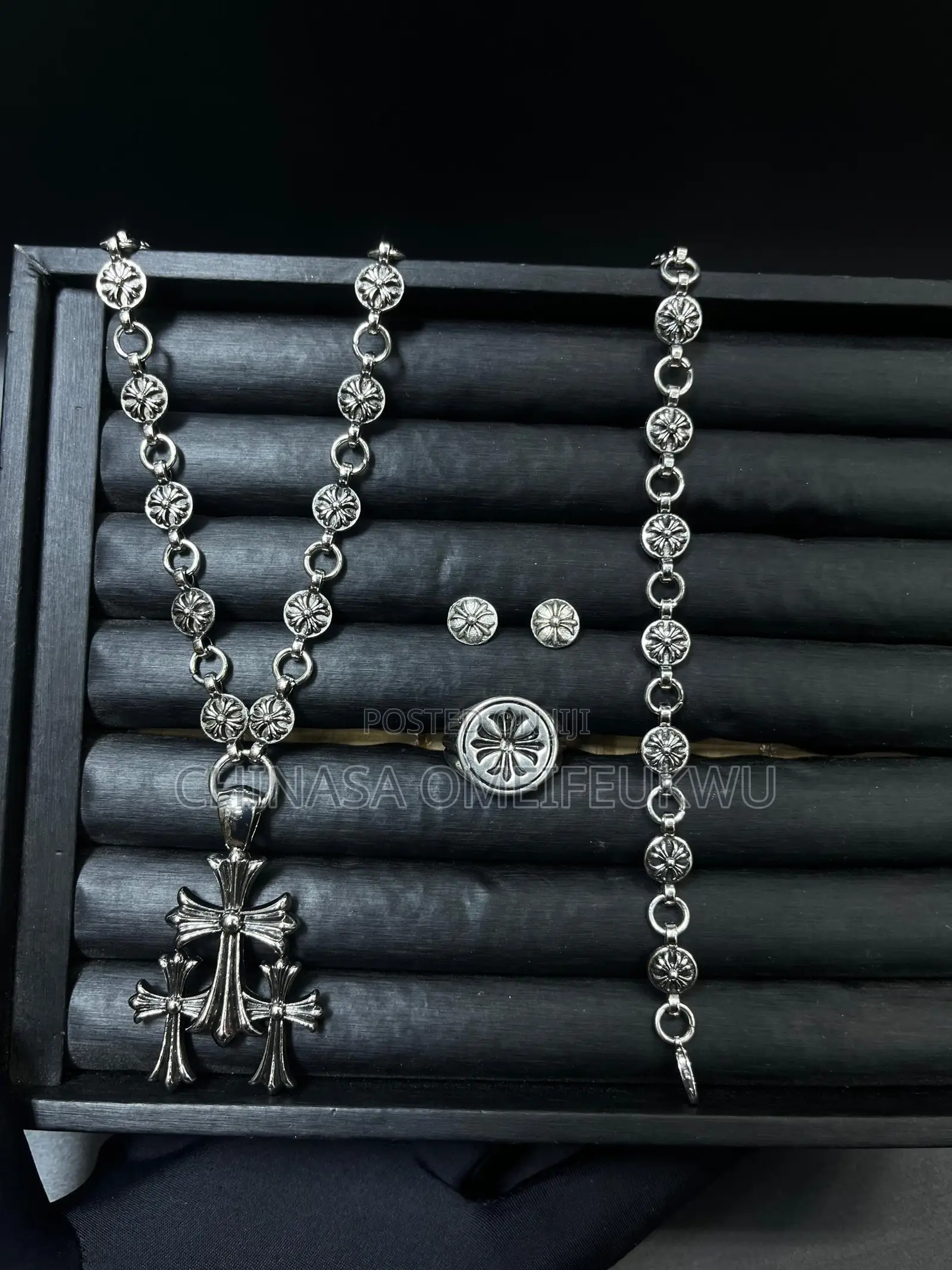 Chrome Necklace Set