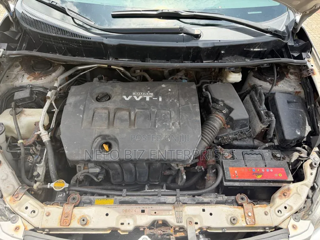 Pontiac Vibe 2010 Silver