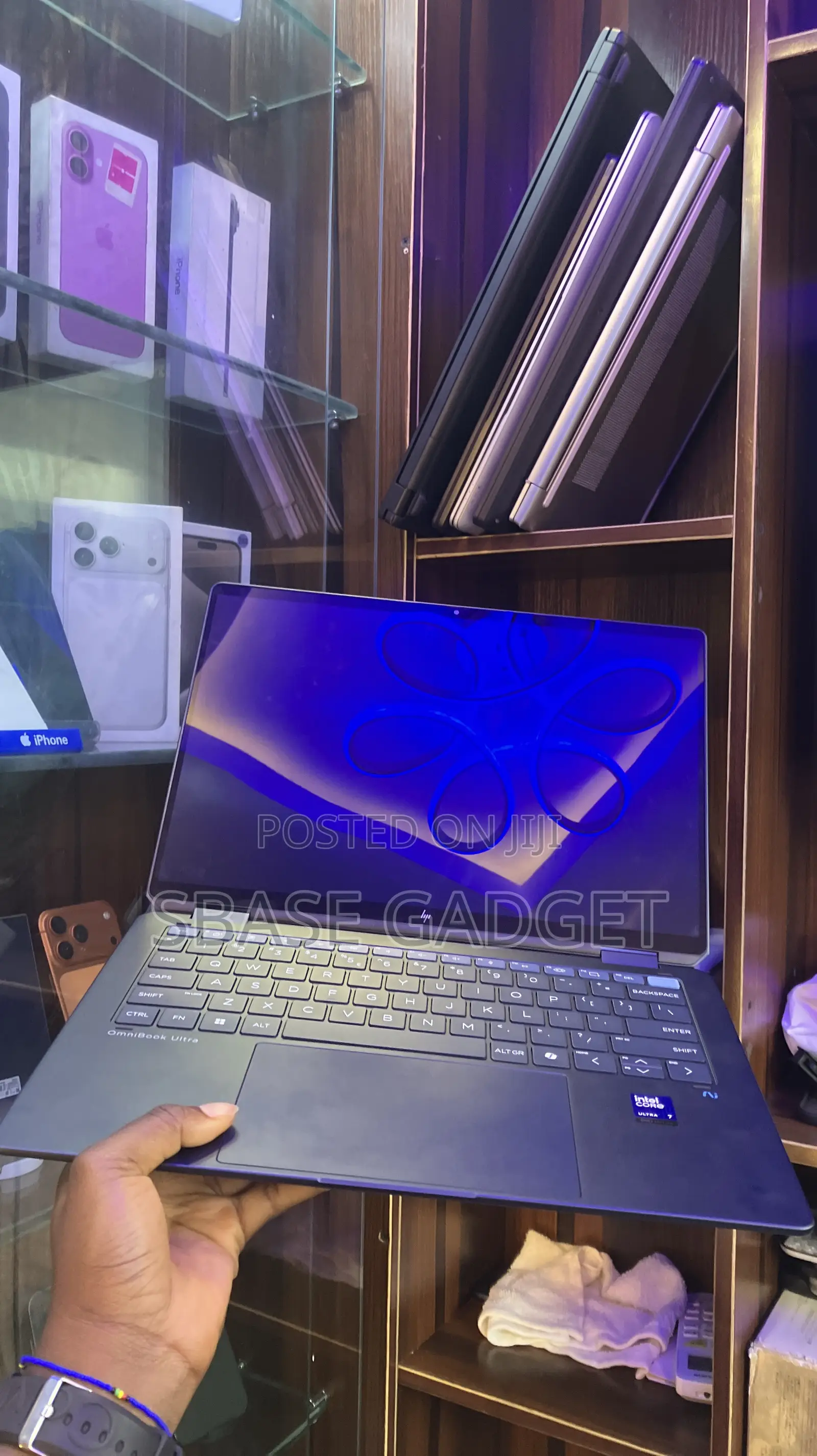 Laptop HP OmniBook Ultra Flip 14" 16GB Intel Core Ultra 7 SSD 1T