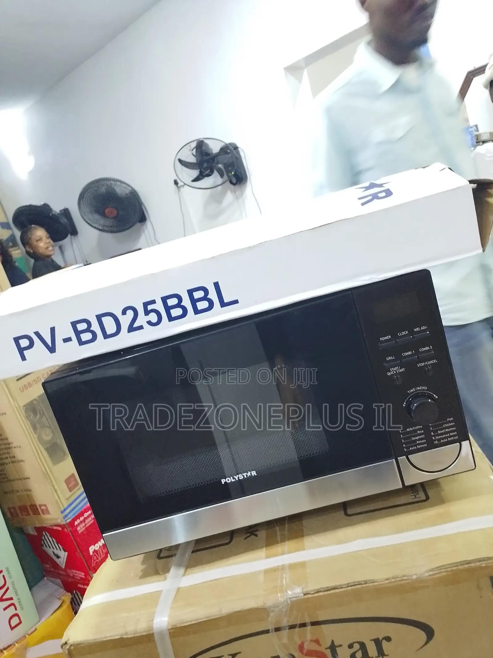 Polystar Microwave With Digital Settings and Grill