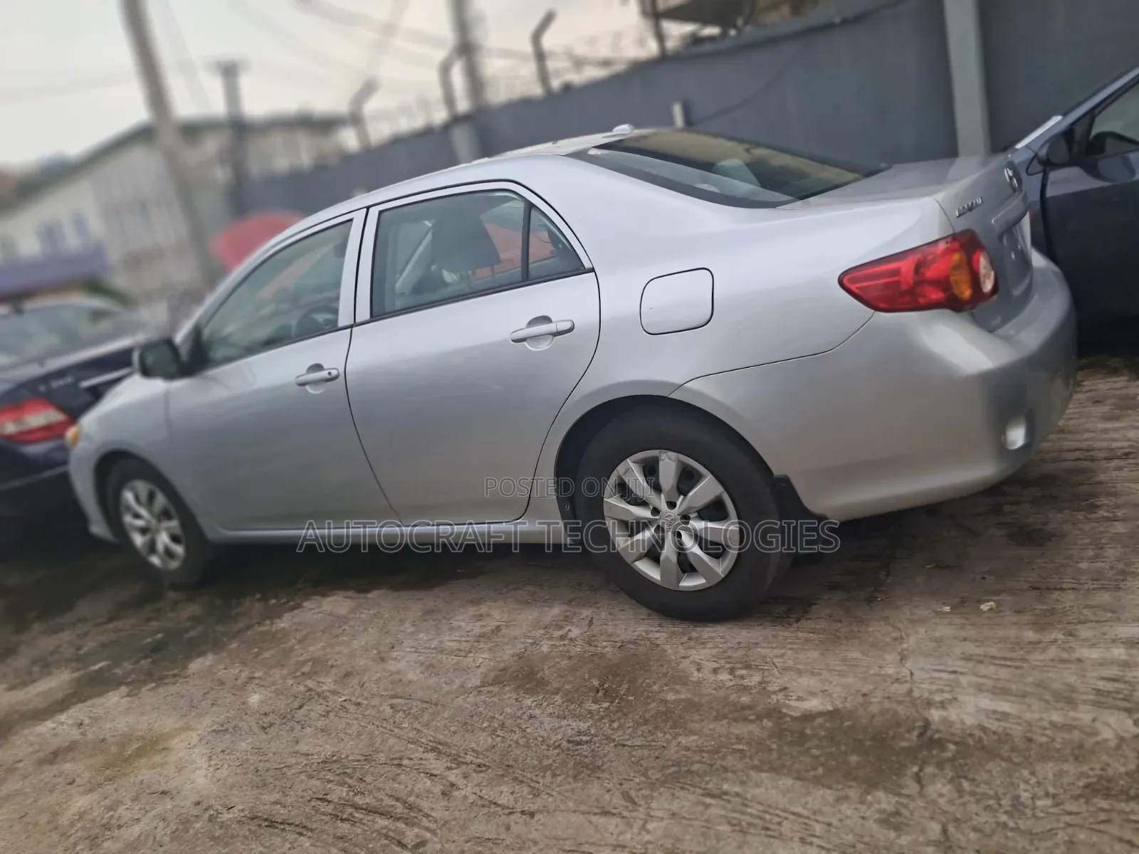 Toyota Corolla 2010 Silver