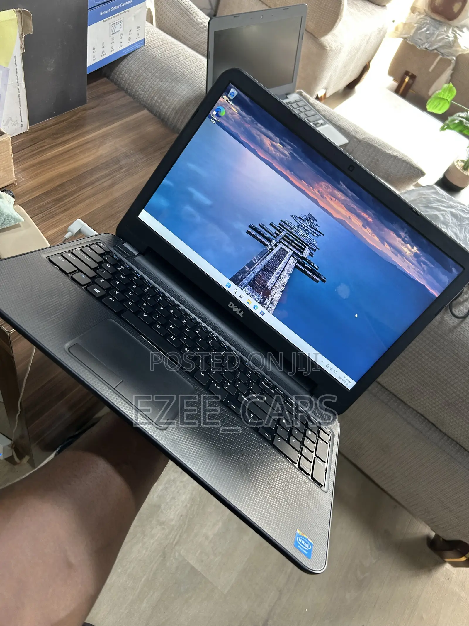 Laptop Dell Inspiron 15 3531 4GB Intel Core i5 HDD 512GB