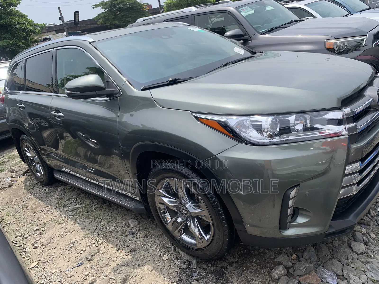 Toyota Highlander Limited 2019 Green
