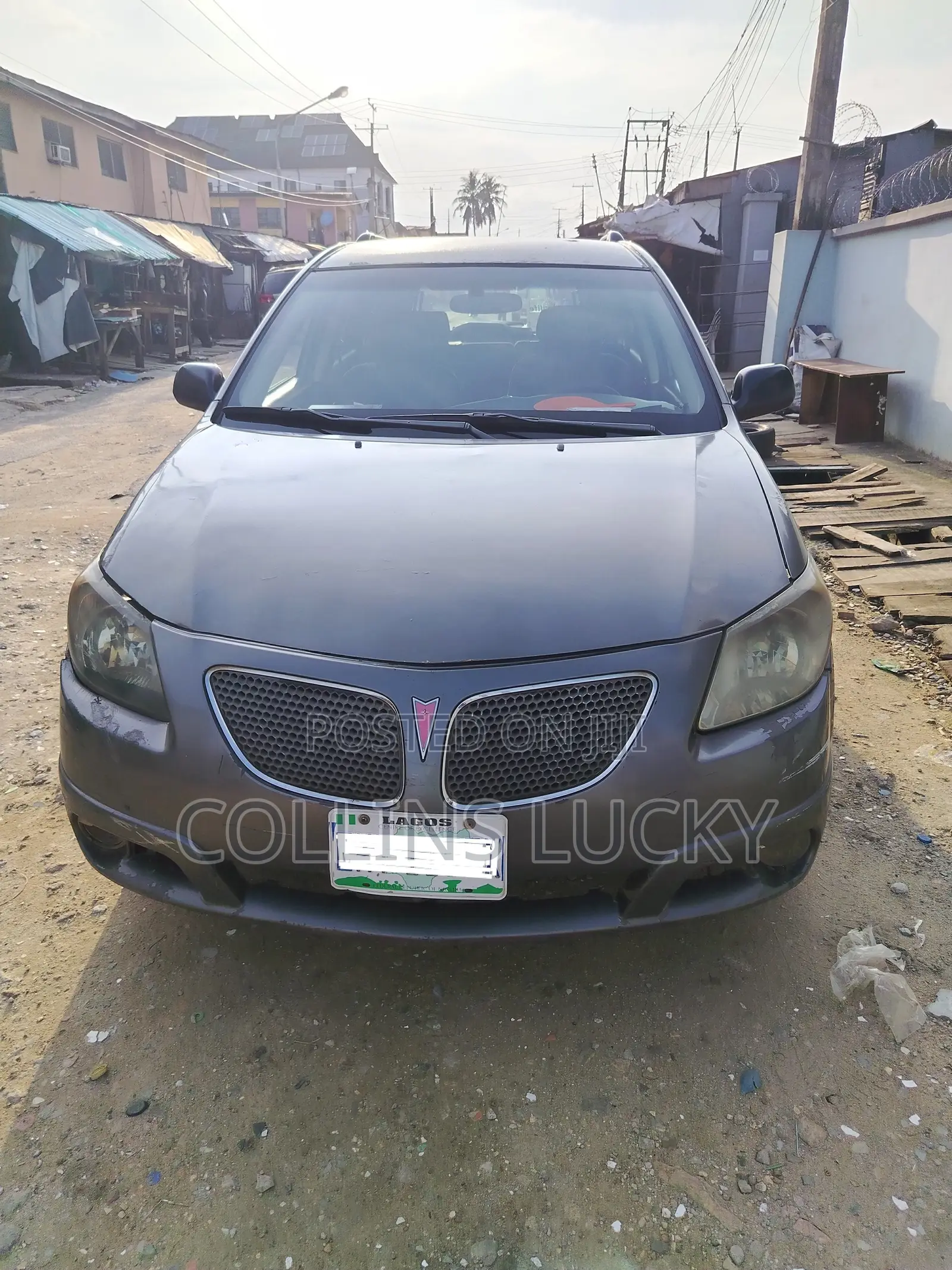Pontiac Vibe 2005 Gray