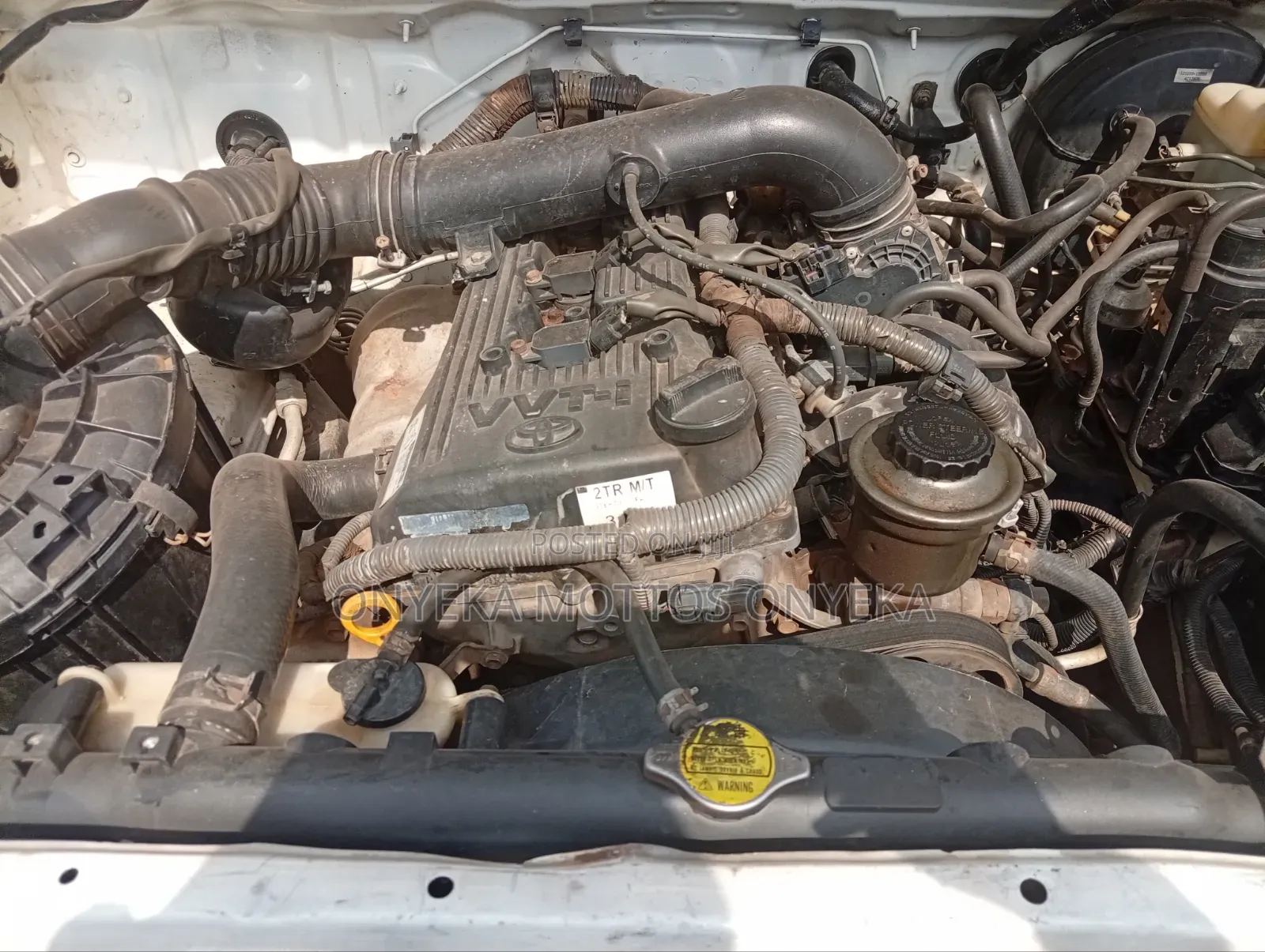 Toyota Hilux 2013 White