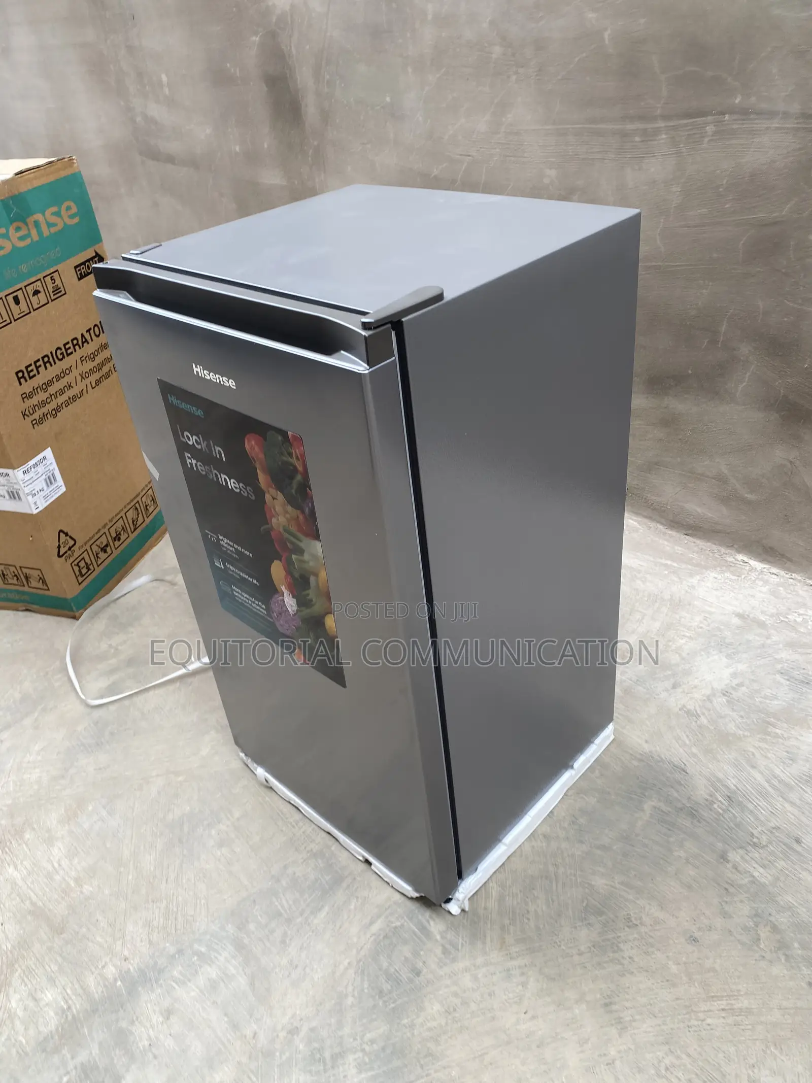 Hisense REF093DR 90L Fridge for Apartments and Guest Rooms