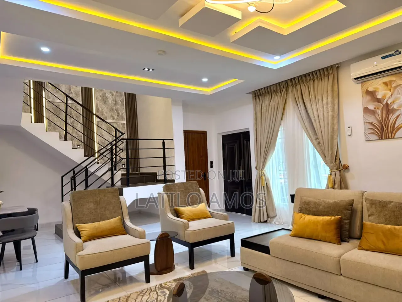 Newly Furnished 2-Bedroom Terrace Dup