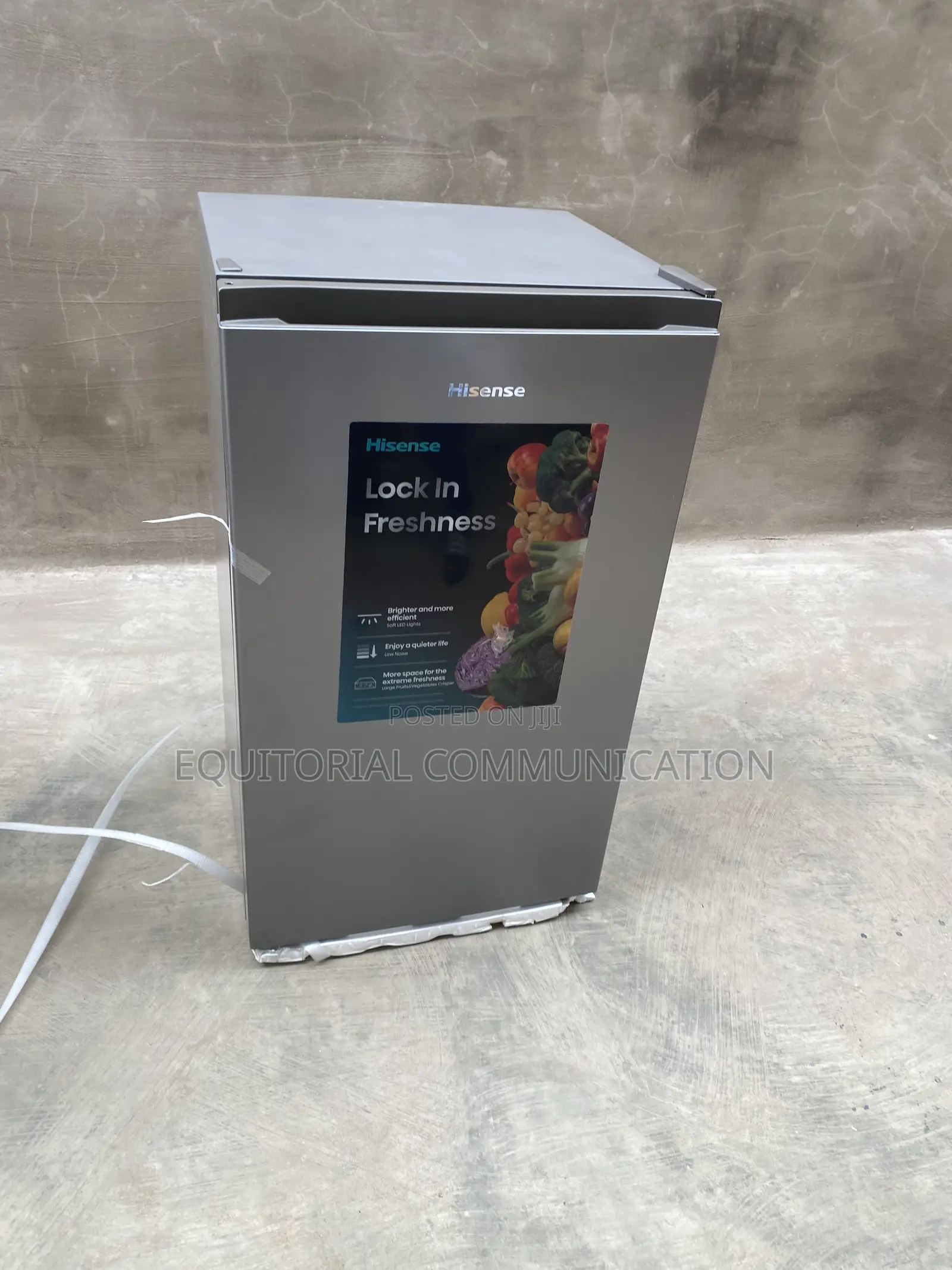 Hisense REF093DR Space-Efficient 90L Top Freezer Fridge