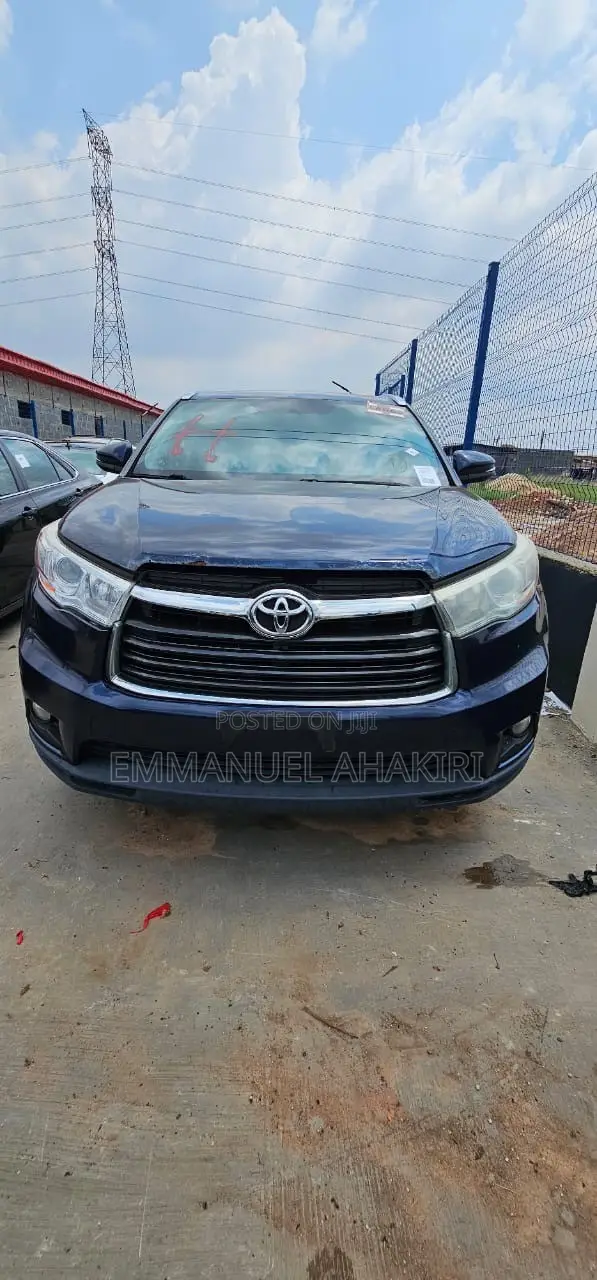 Toyota Highlander 2016 Blue