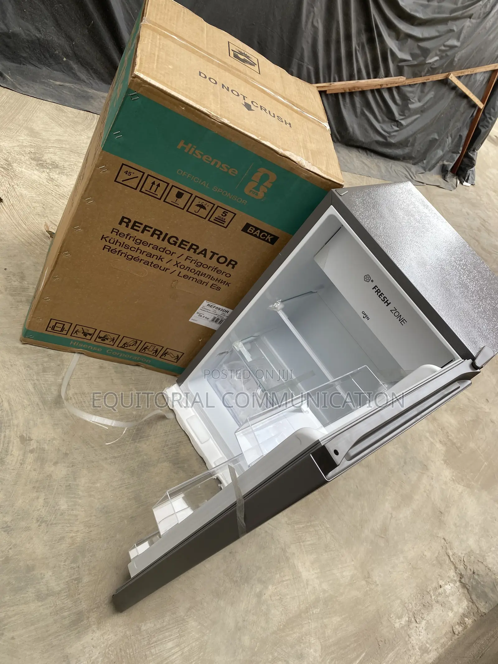 Hisense REF093DR 90L Compact Cooling Appliance With Top Freezer