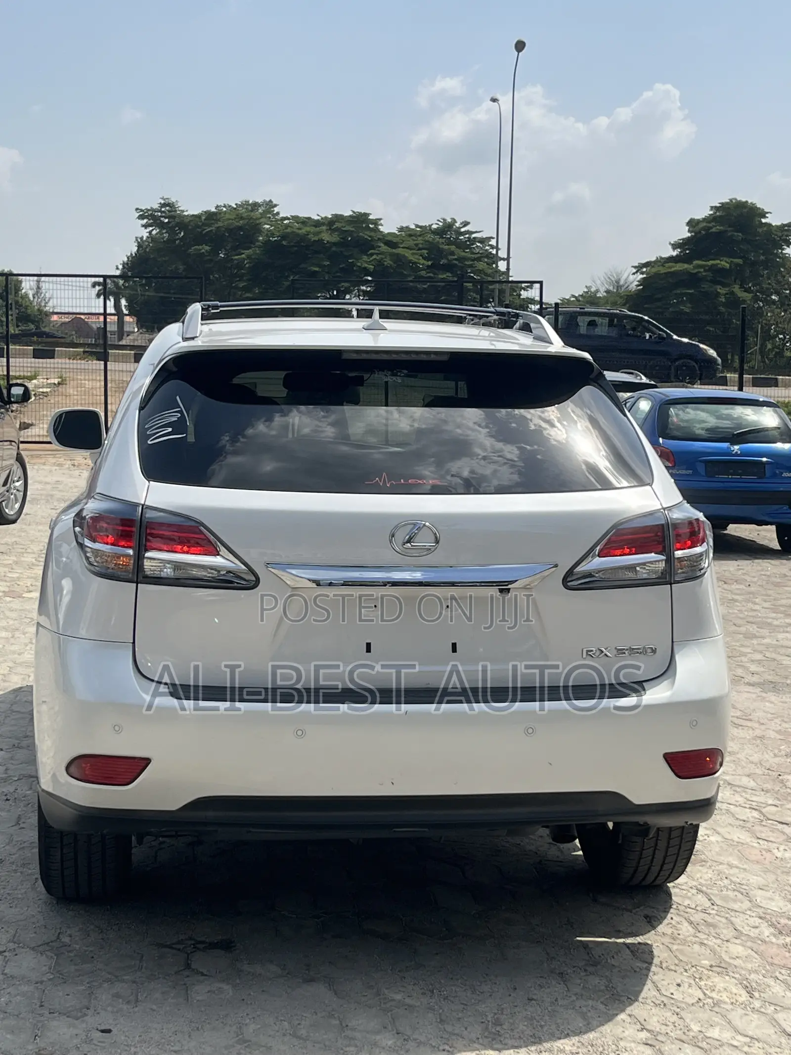 Lexus RX 350 AWD 2017 White
