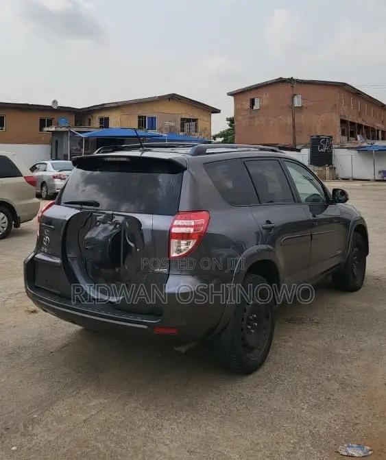 Toyota RAV4 2.5 4x4 2010 Brown