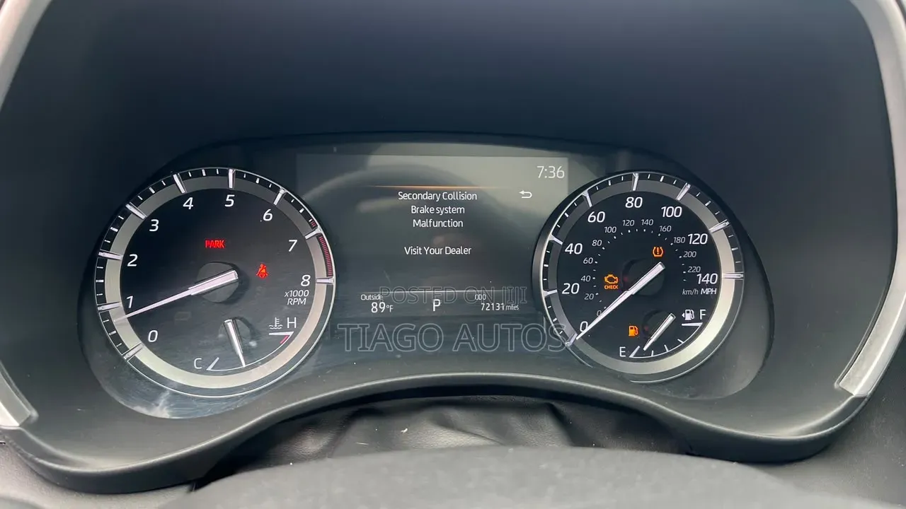 Toyota Highlander XLE AWD 2020 Blue