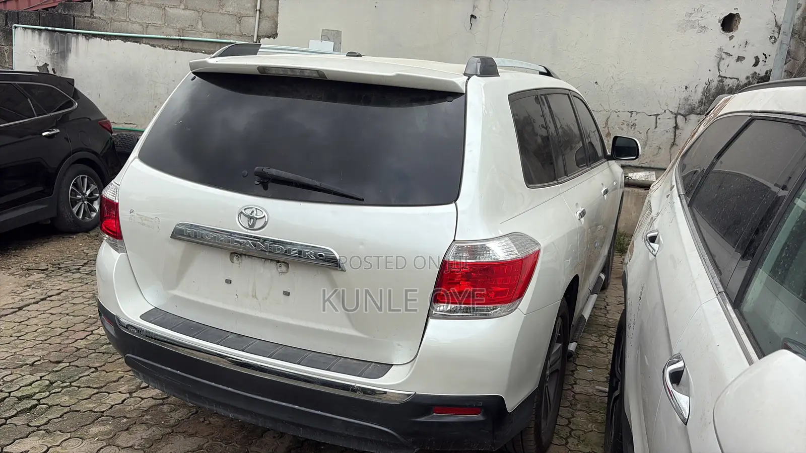 Toyota Highlander Limited 2012 White