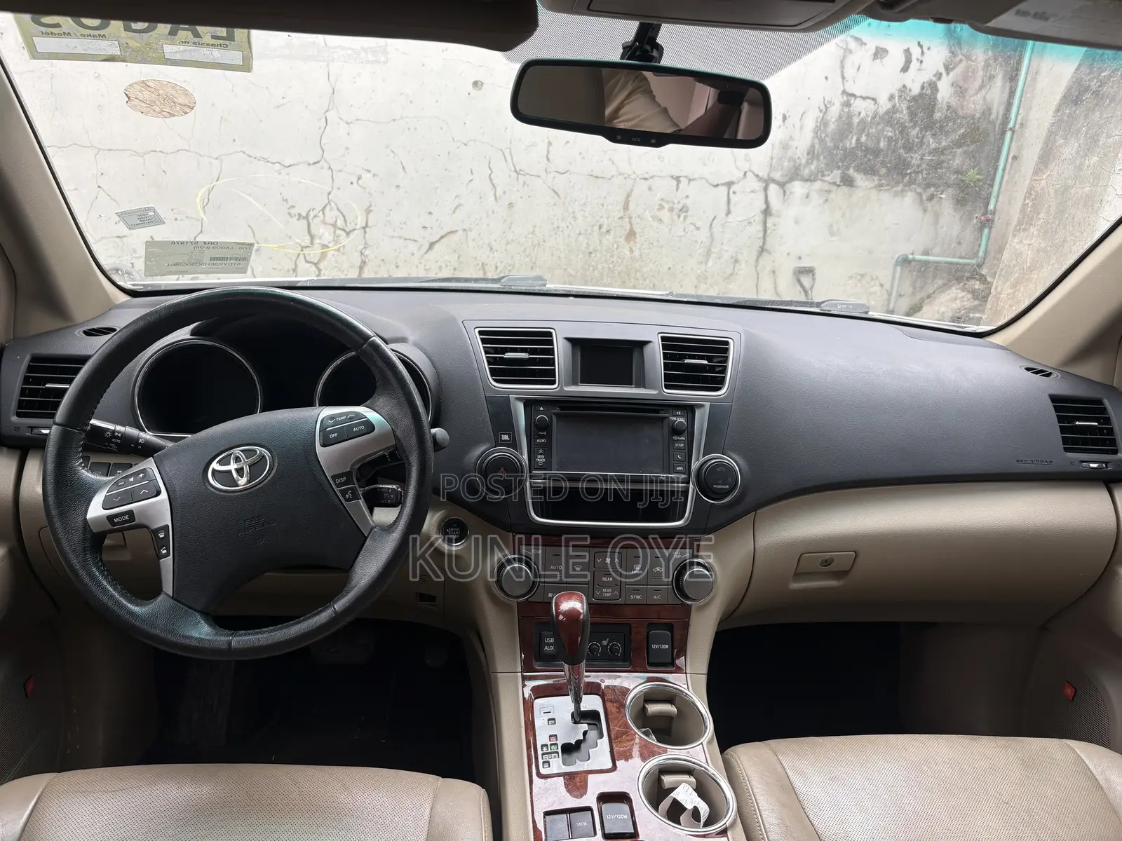 Toyota Highlander Limited 2012 White