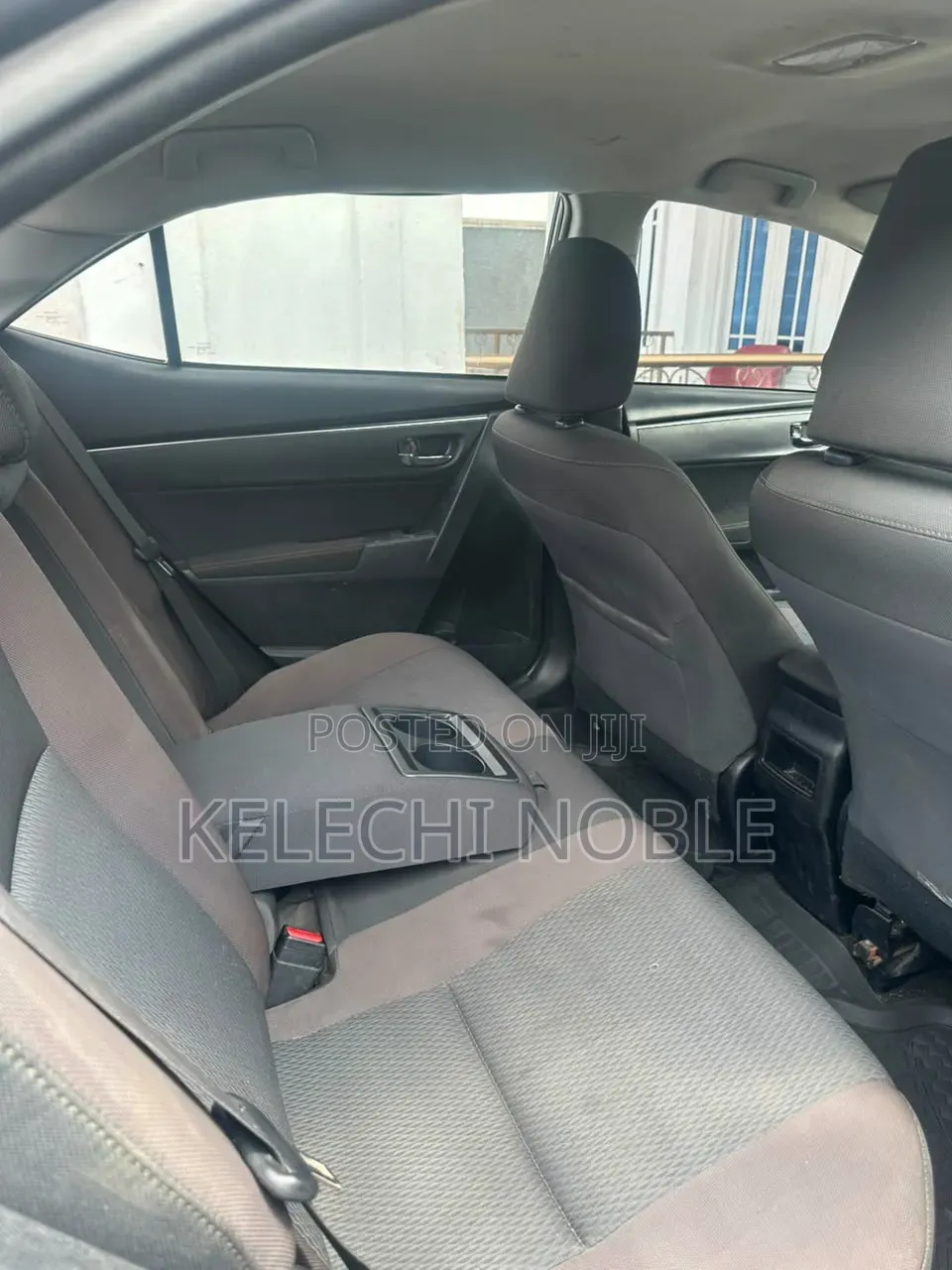 Toyota Corolla LE (1.8L 4cyl 2A) 2019 Black