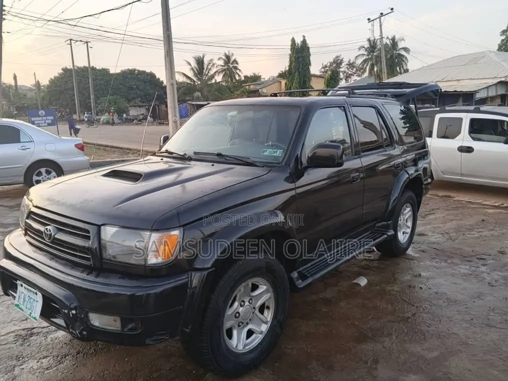Toyota 4-Runner 2002 Black