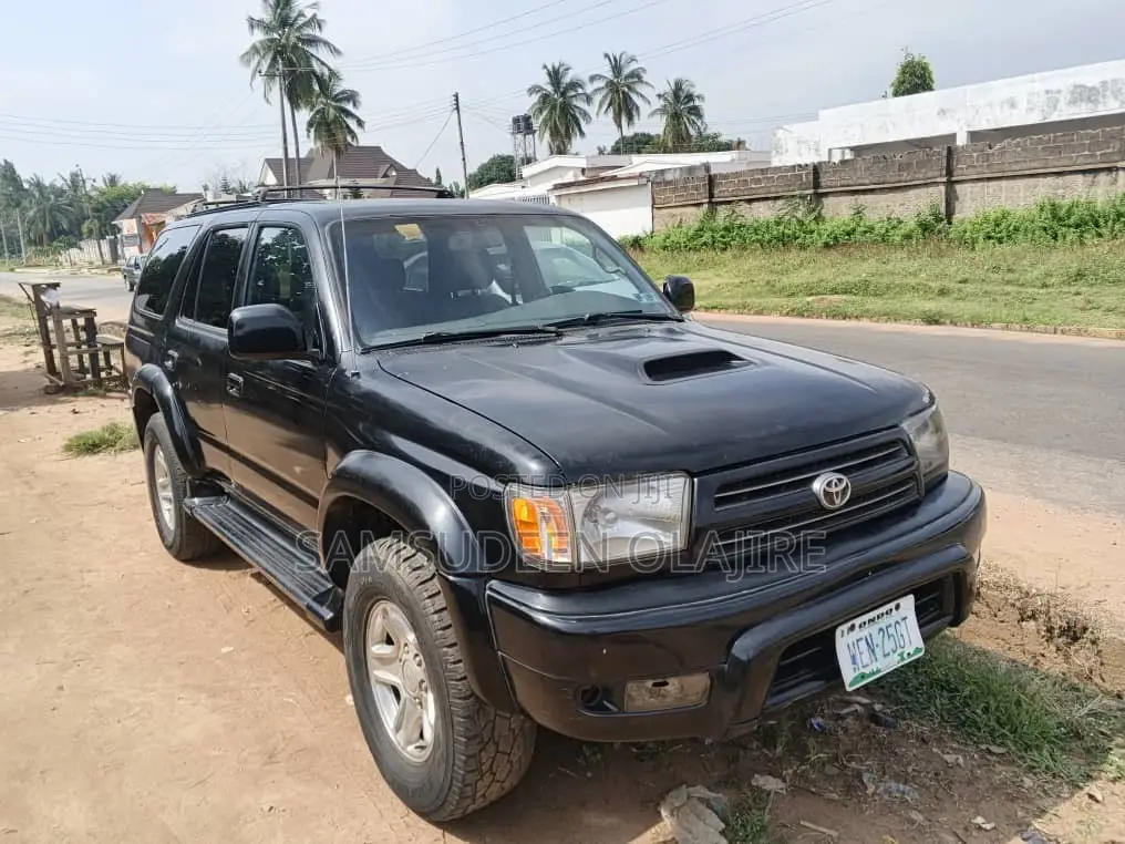 Toyota 4-Runner 2002 Black