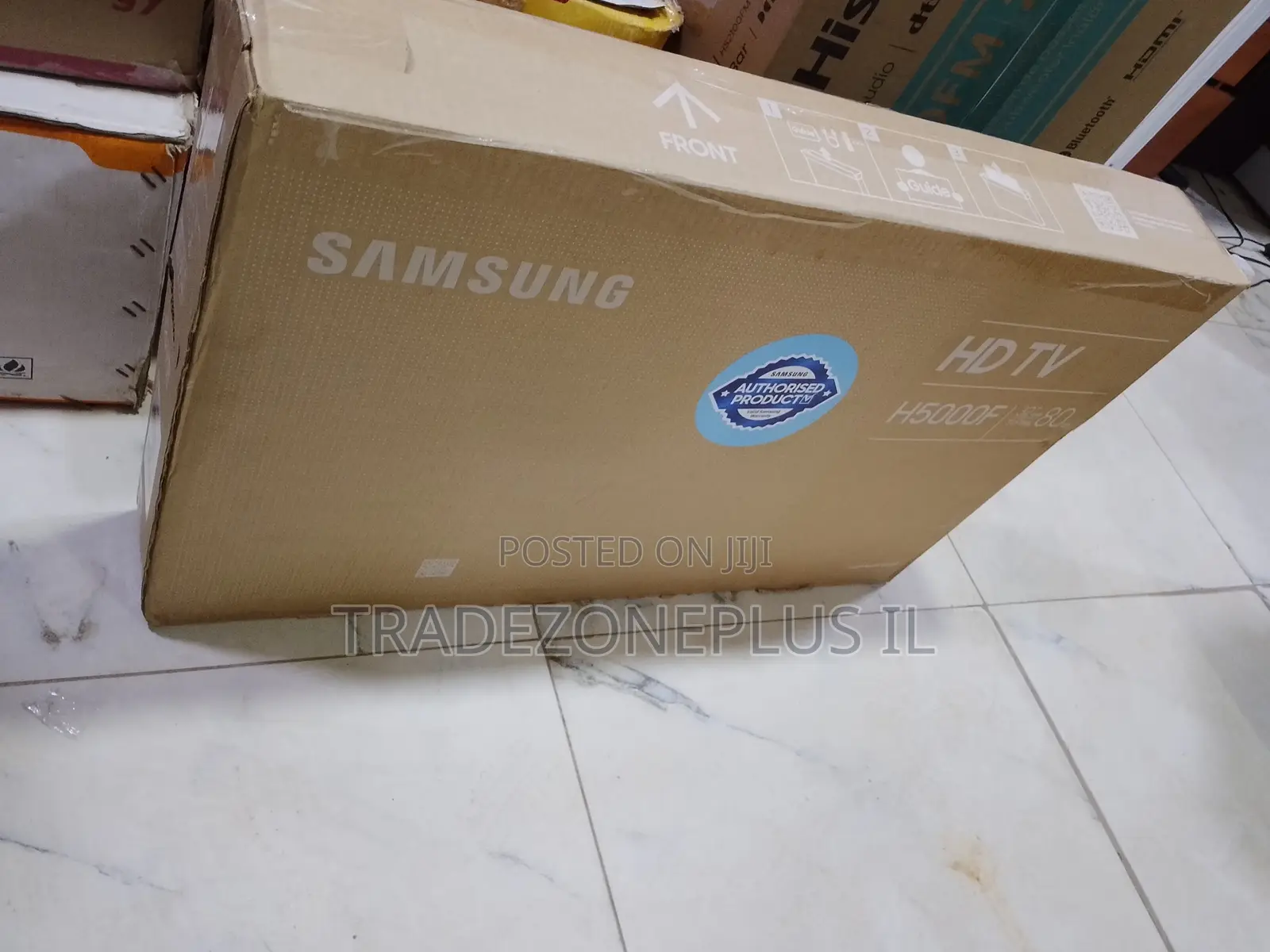 32-Inch Digital Display for Everyday Viewing