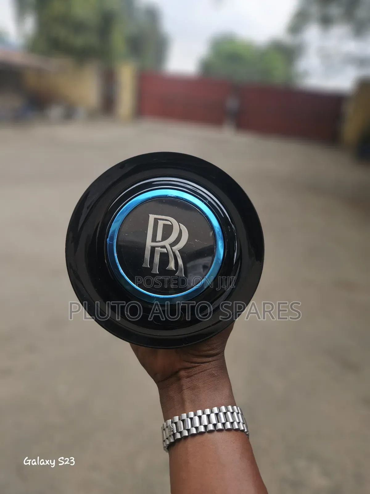 Premium Certified Rolls-Royce Alloy Rim Covers – Luxury Redefined!