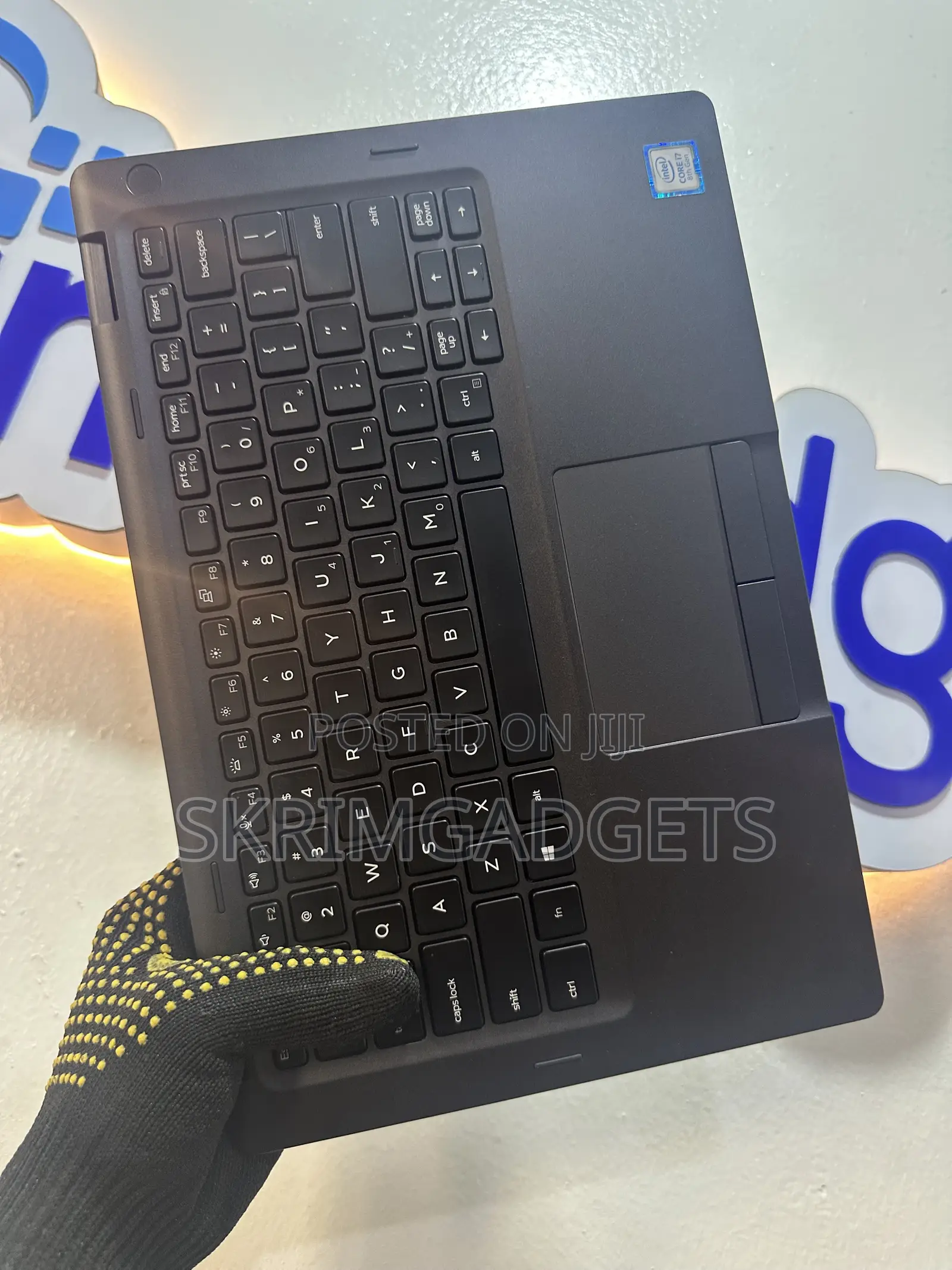Laptop Dell Latitude 5300 2-in-1 8GB Intel Core i7 SSD 256GB
