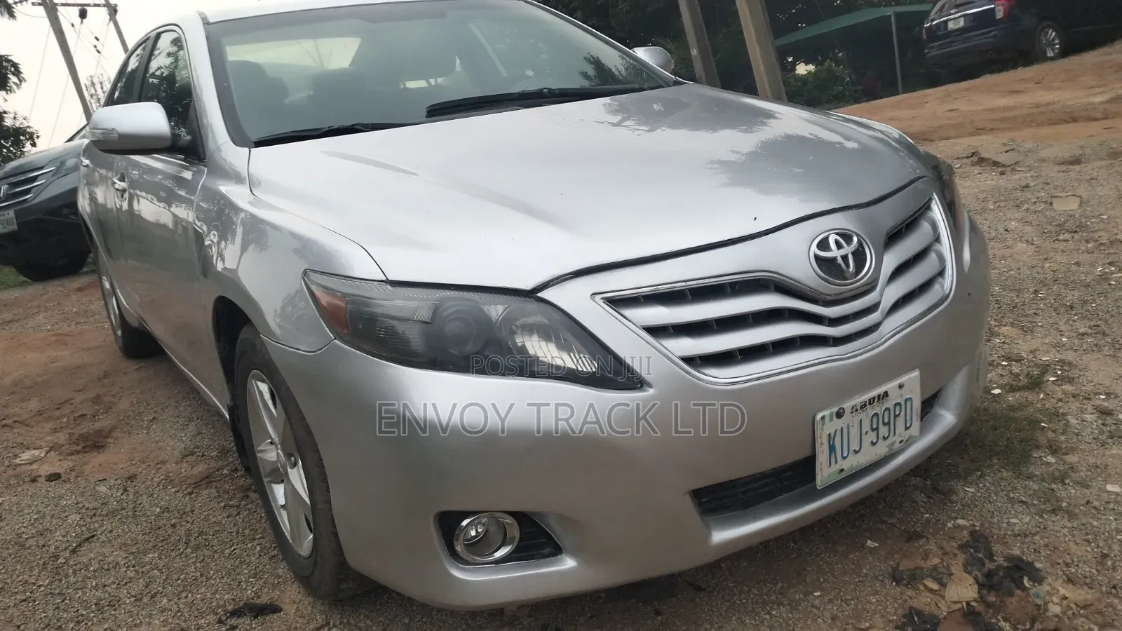 Toyota Camry XLE 4dr Sedan (2.5L 4cyl 6AM) 2010 Silver
