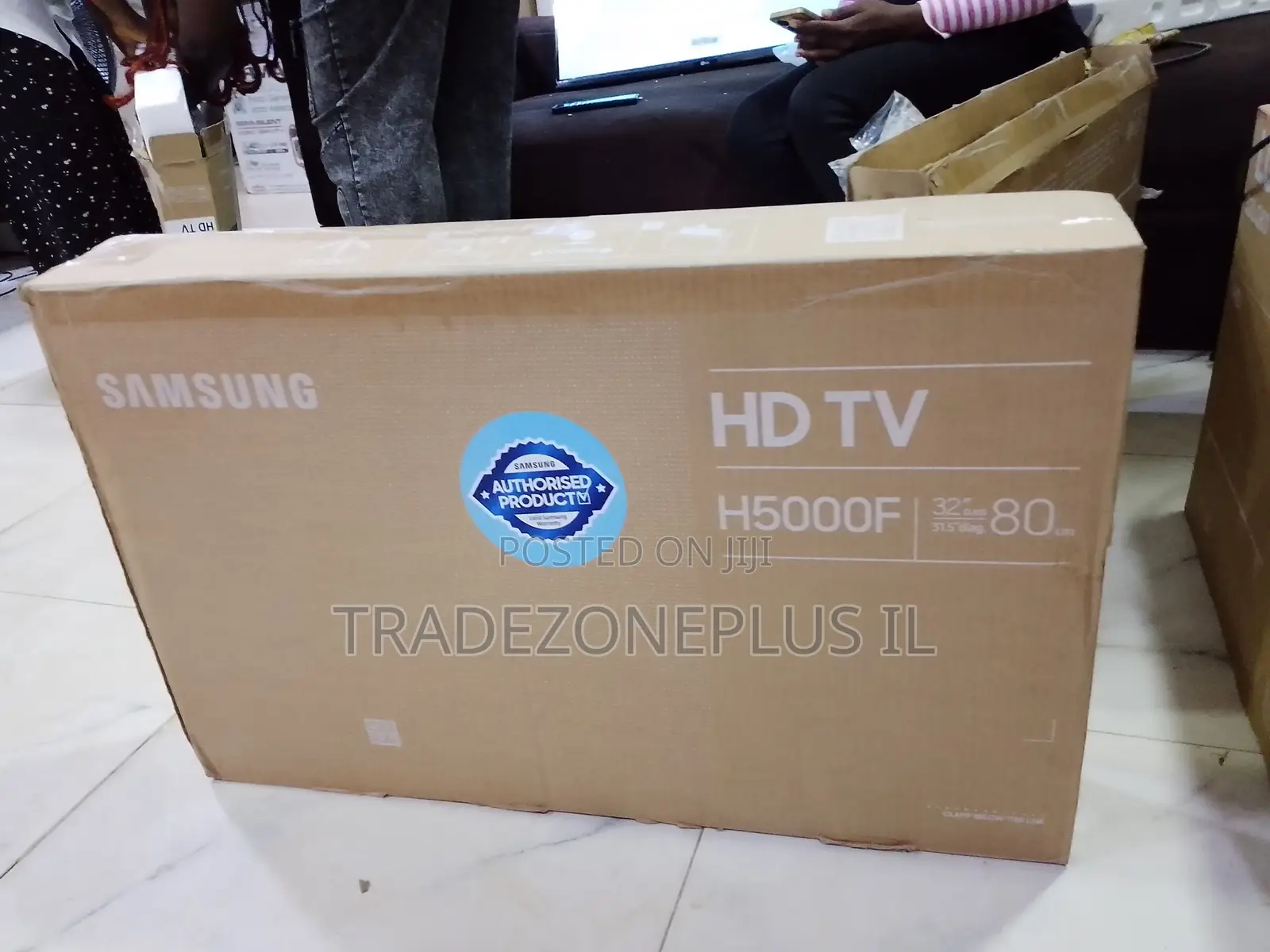 Samsung HD Television for Modern Apartment Living