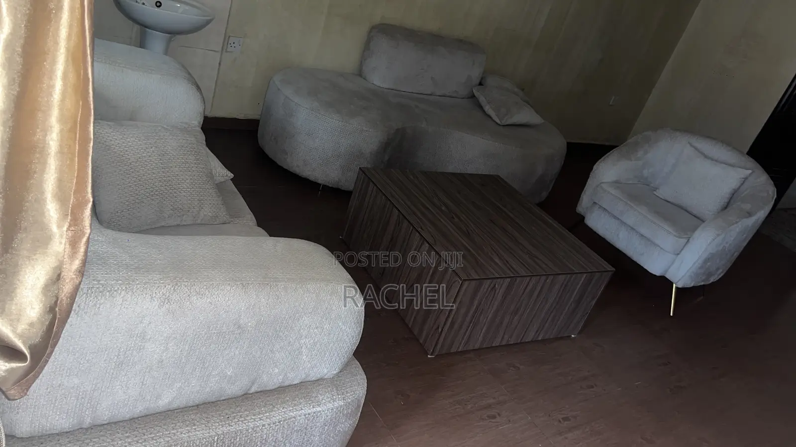 1 Month Old Couch Set . Exactly as Seen Very Fashionable and Quality
