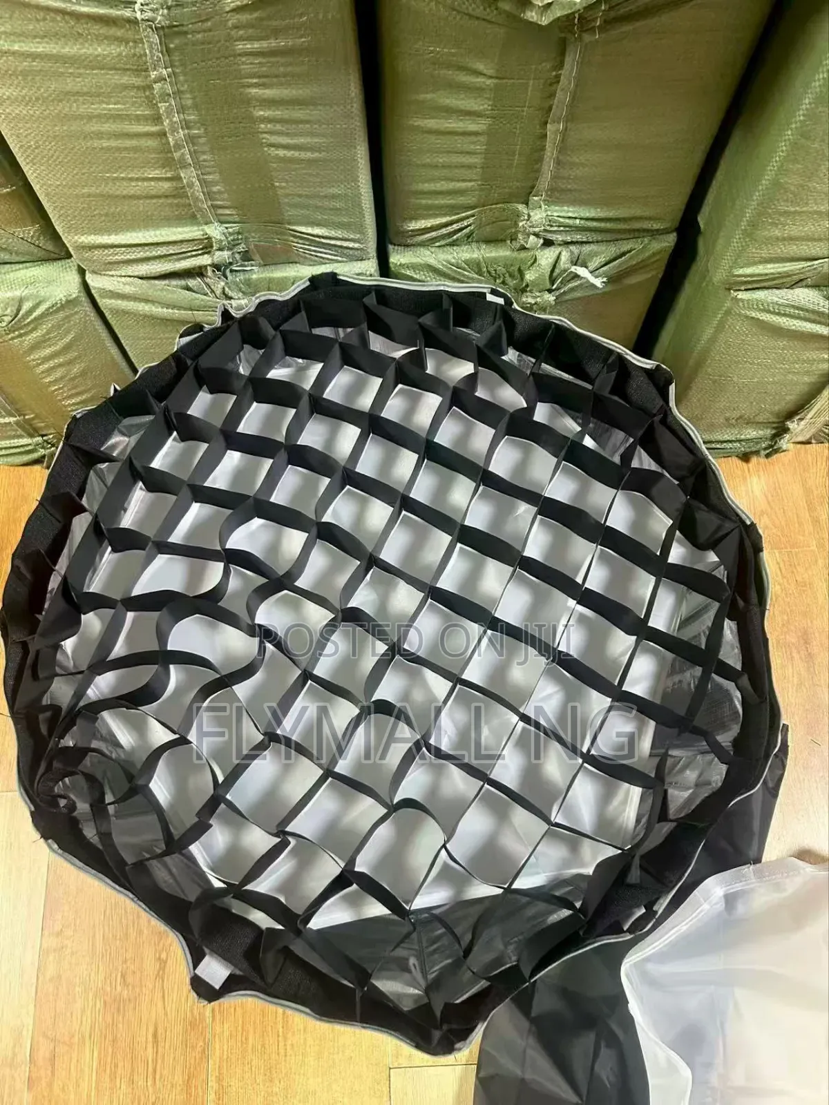 70cm Collapsible Umbrella Softbox / Beauty Black Honeycomb Fabric Grid