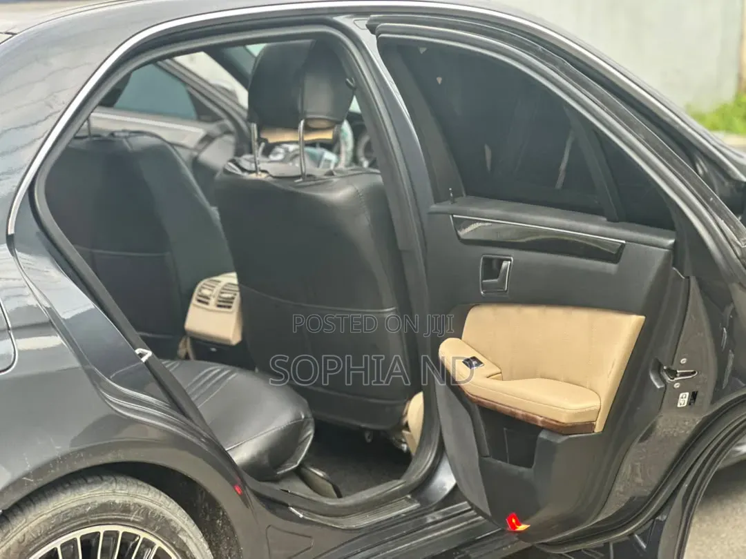 Mercedes-Benz E350 2012 Gray