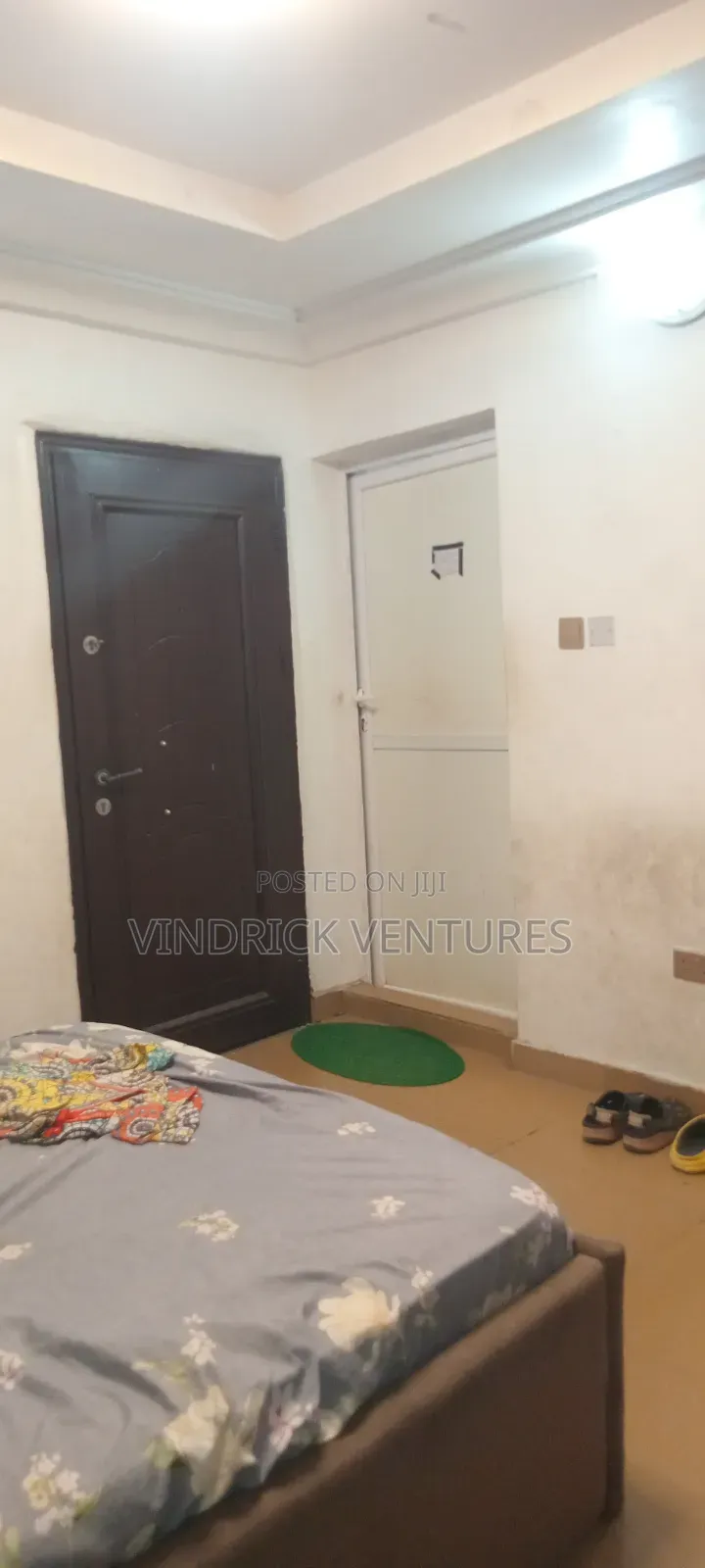 2bdrm Townhouse / Terrace in Off Mobil Road Ilaje for rent