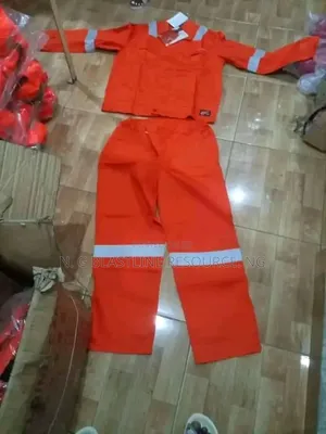 Safety Coverall 🦺