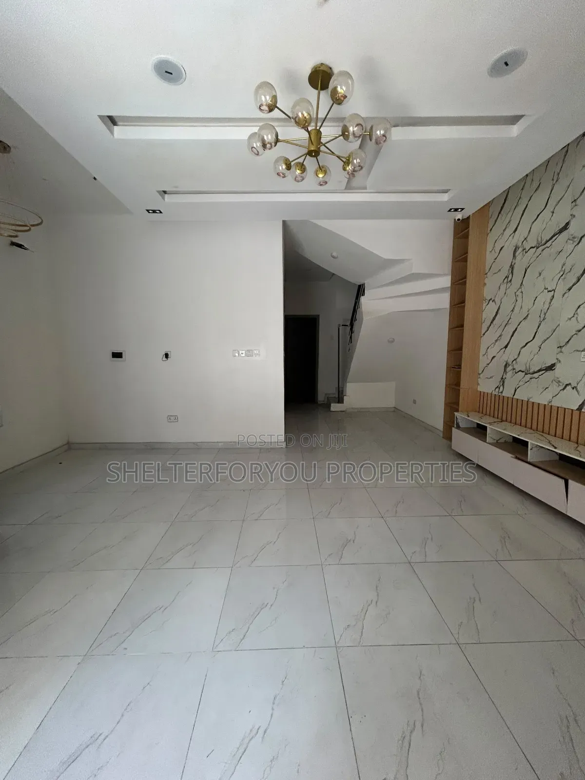 5bdrm Duplex in Ikate for rent