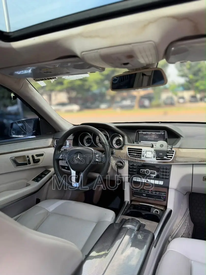 Mercedes-Benz E350 Base 4dr Sedan RWD (3.5L 6cyl 7A) 2014 Blue