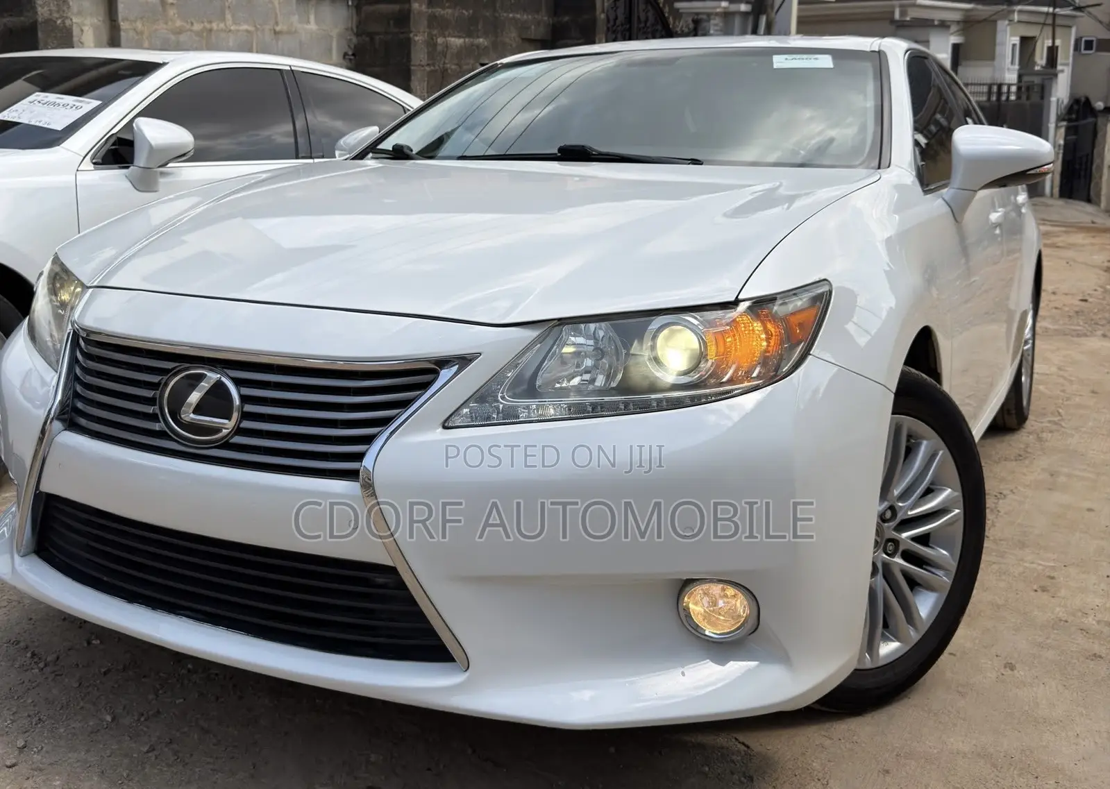 Lexus ES 350 FWD 2014 White