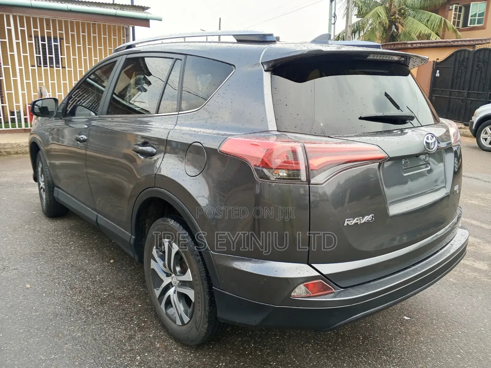 Toyota RAV4 2017 Gray