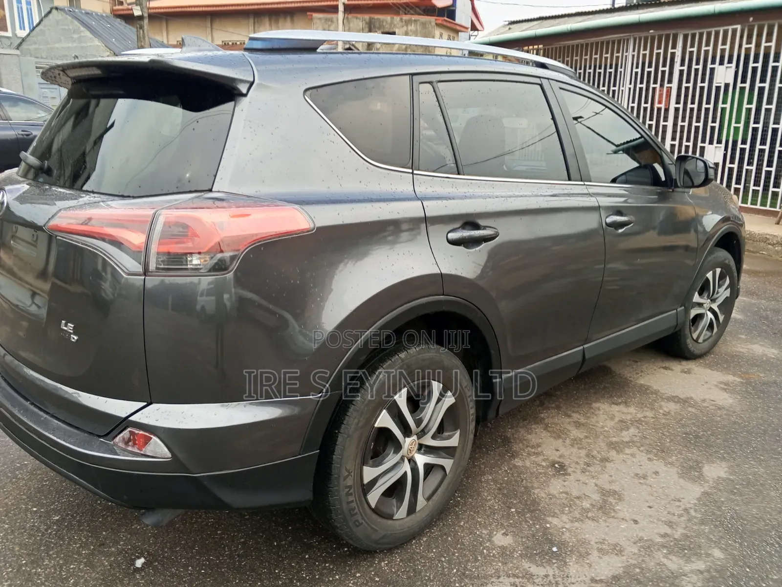 Toyota RAV4 2017 Gray