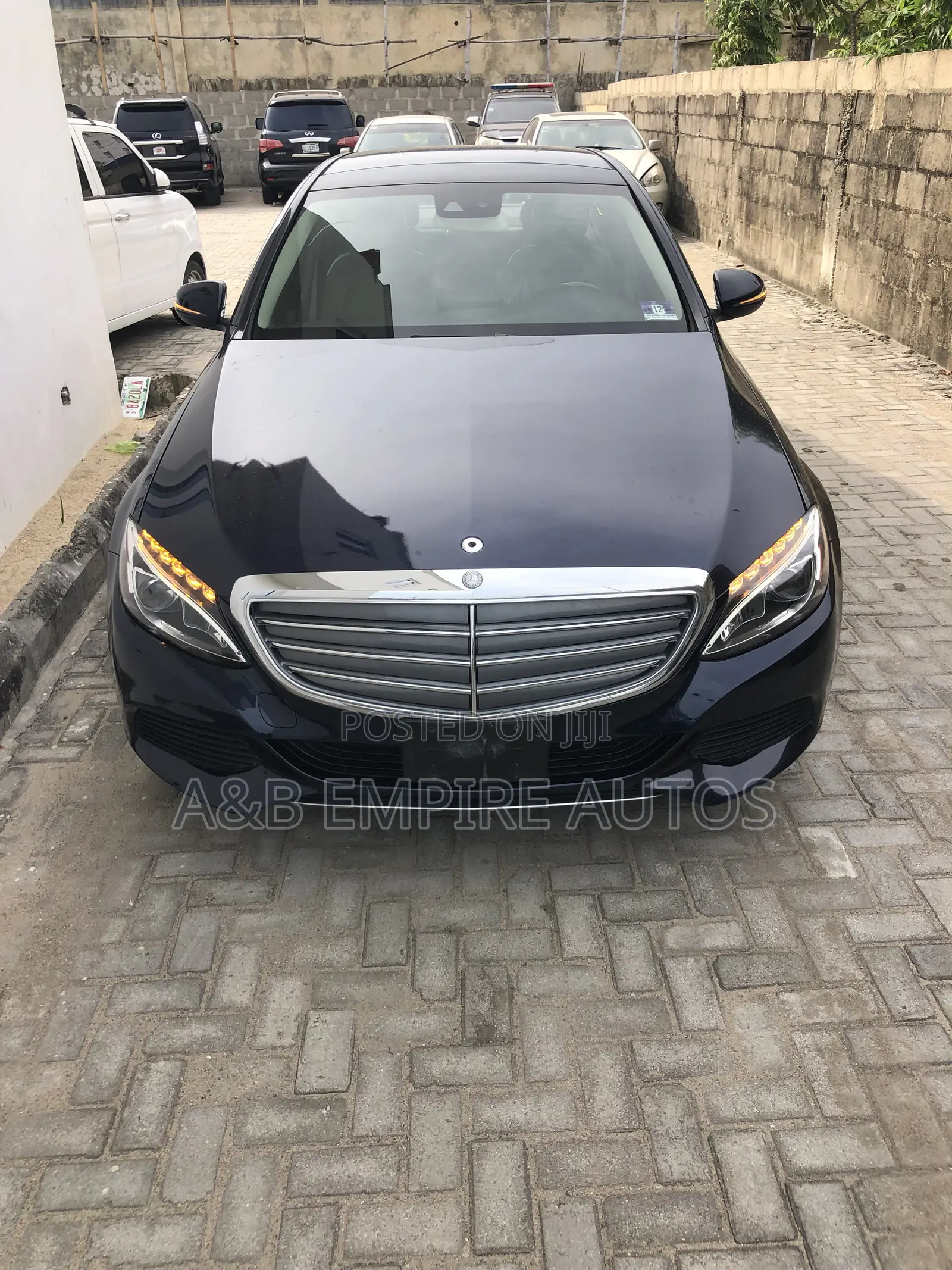 Mercedes-Benz C300 2016 Blue