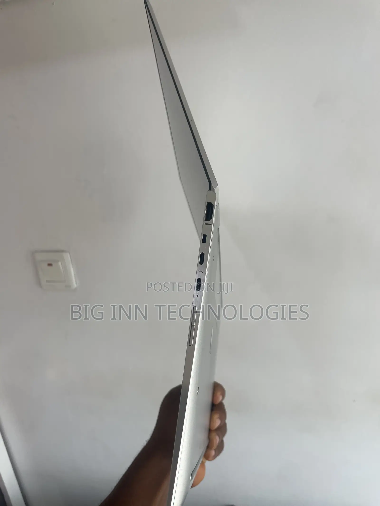 Laptop HP EliteBook 1030 8GB Intel Core i5 SSD 256GB