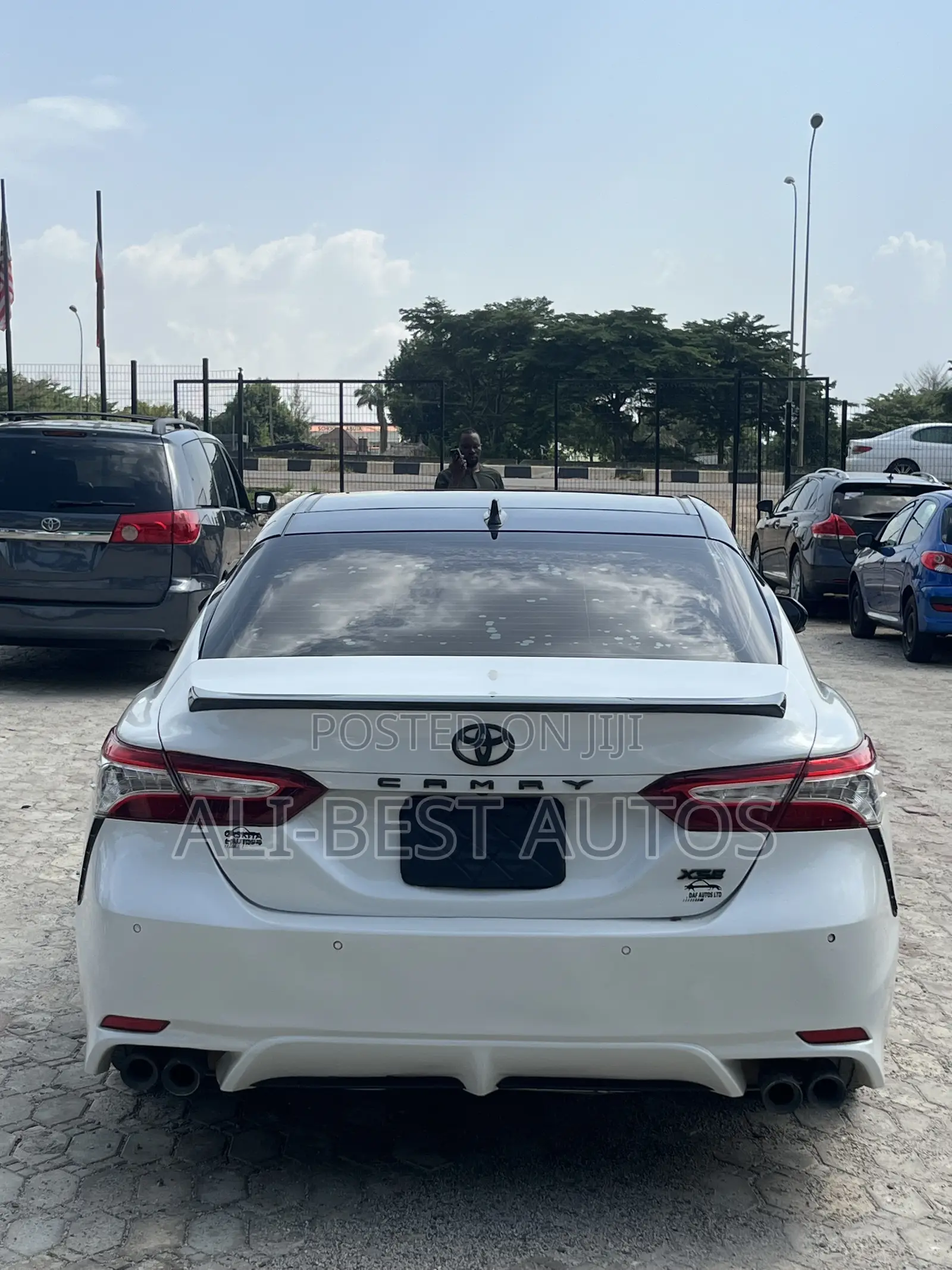 Toyota Camry XSE FWD 2020 White