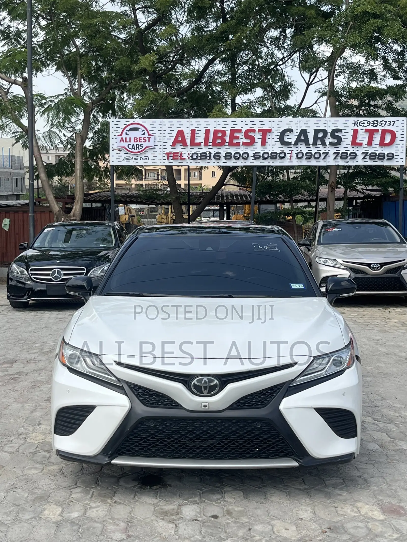 Toyota Camry XSE FWD 2020 White