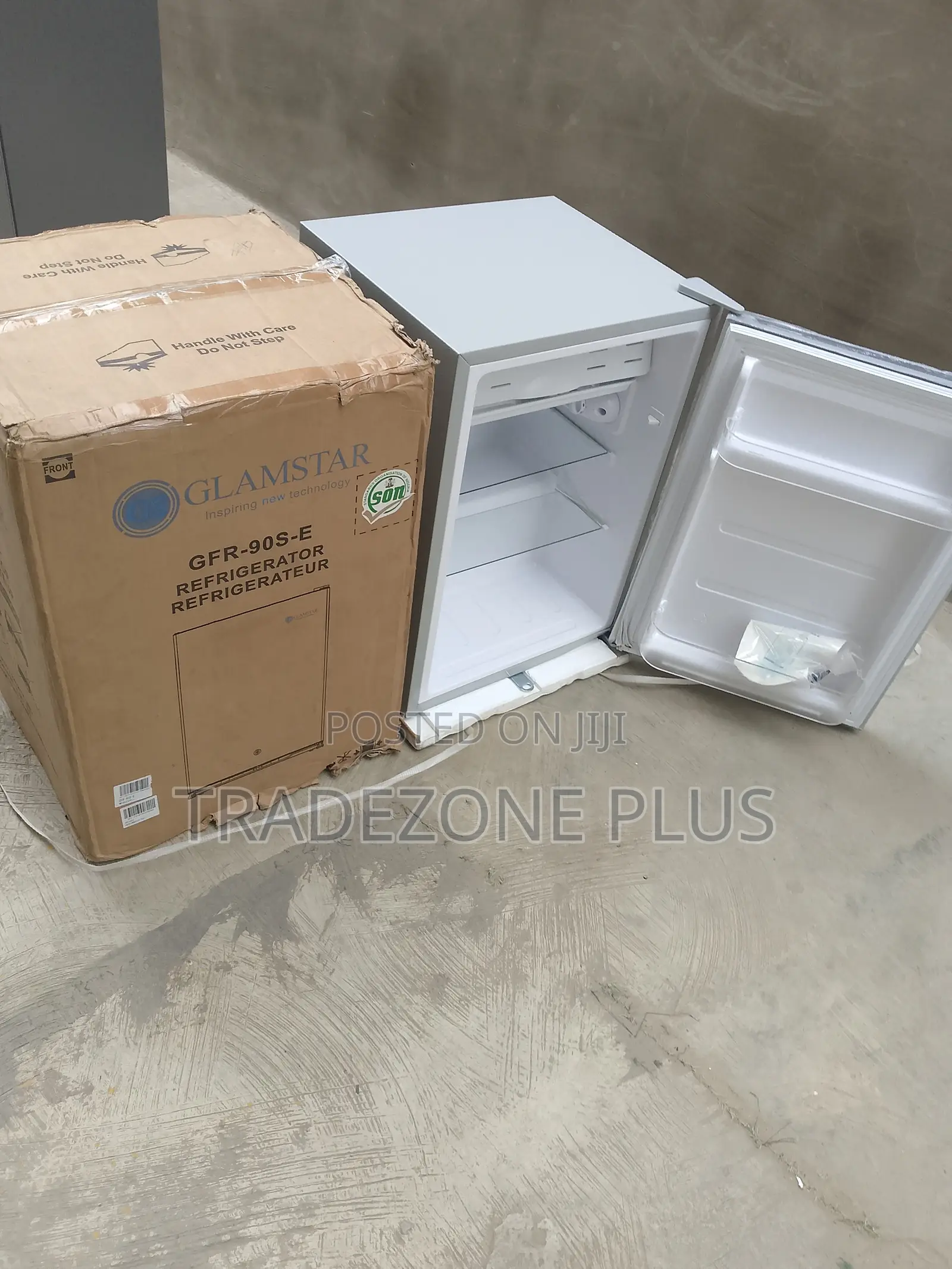 Glamstar 69L Refrigerator for Budget-Conscious Buyers
