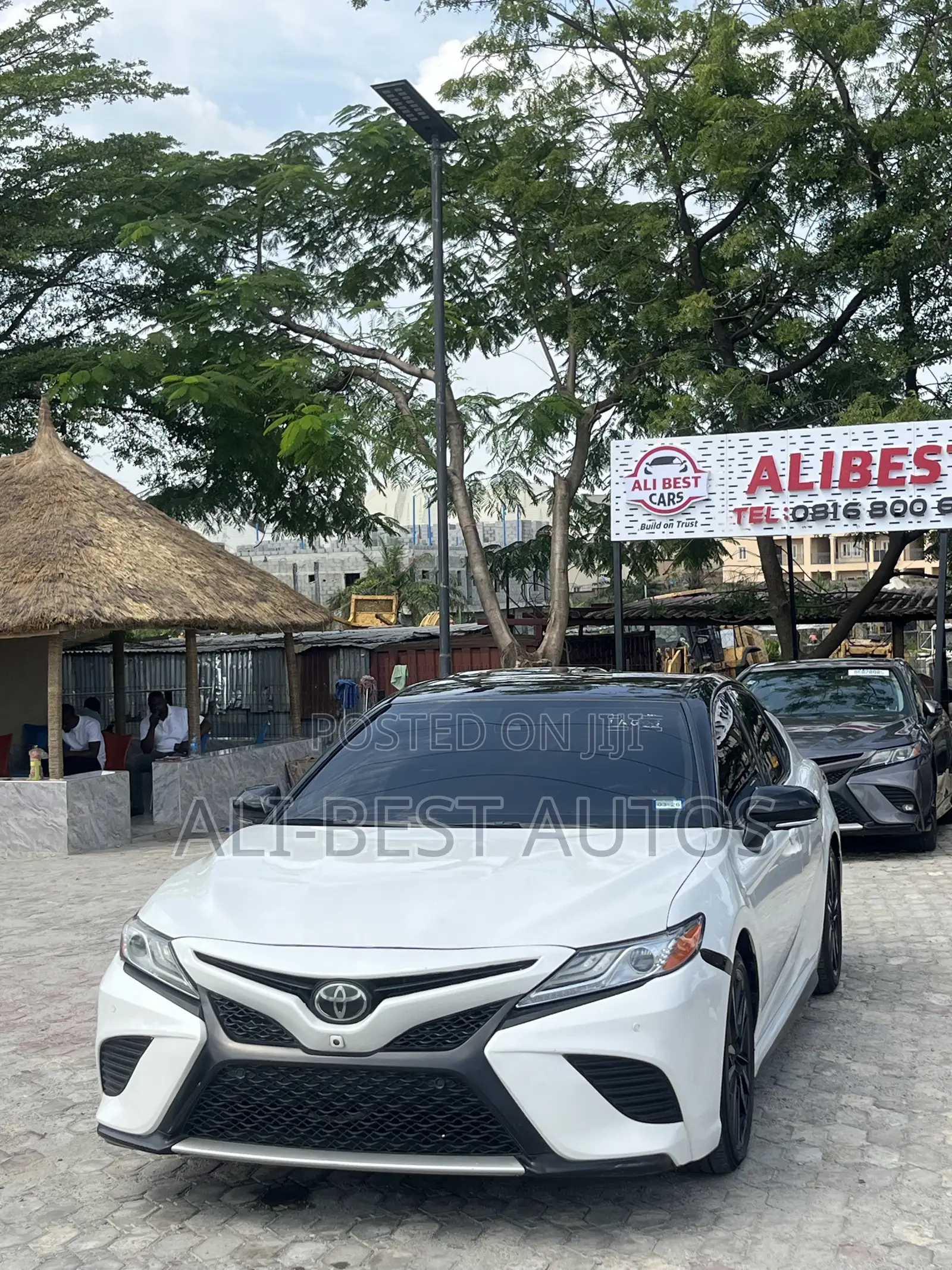 Toyota Camry XSE FWD 2020 White