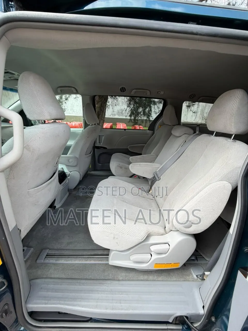 Toyota Sienna 2013 Green