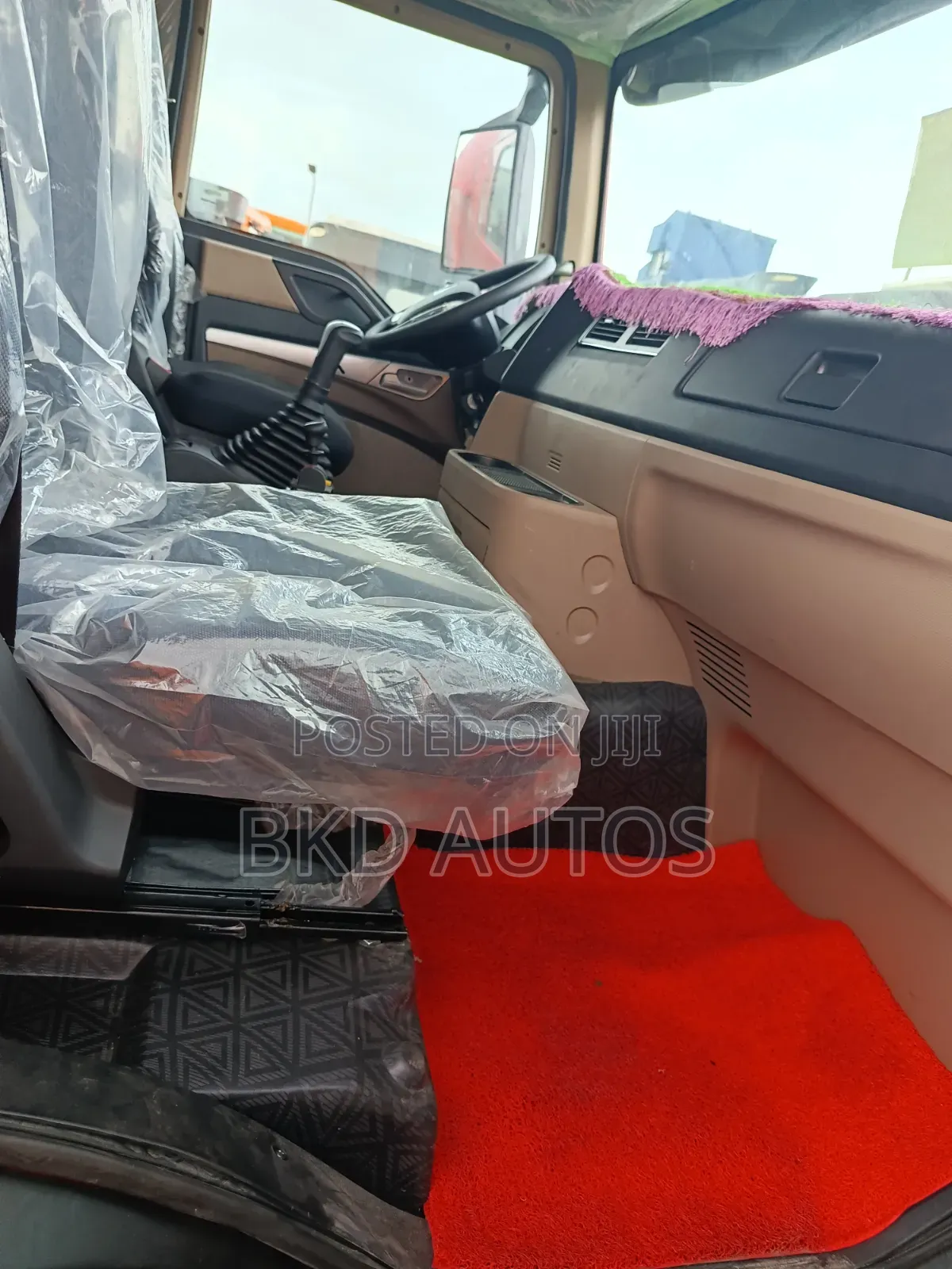 Sinotruk Howo 2020 Yellow