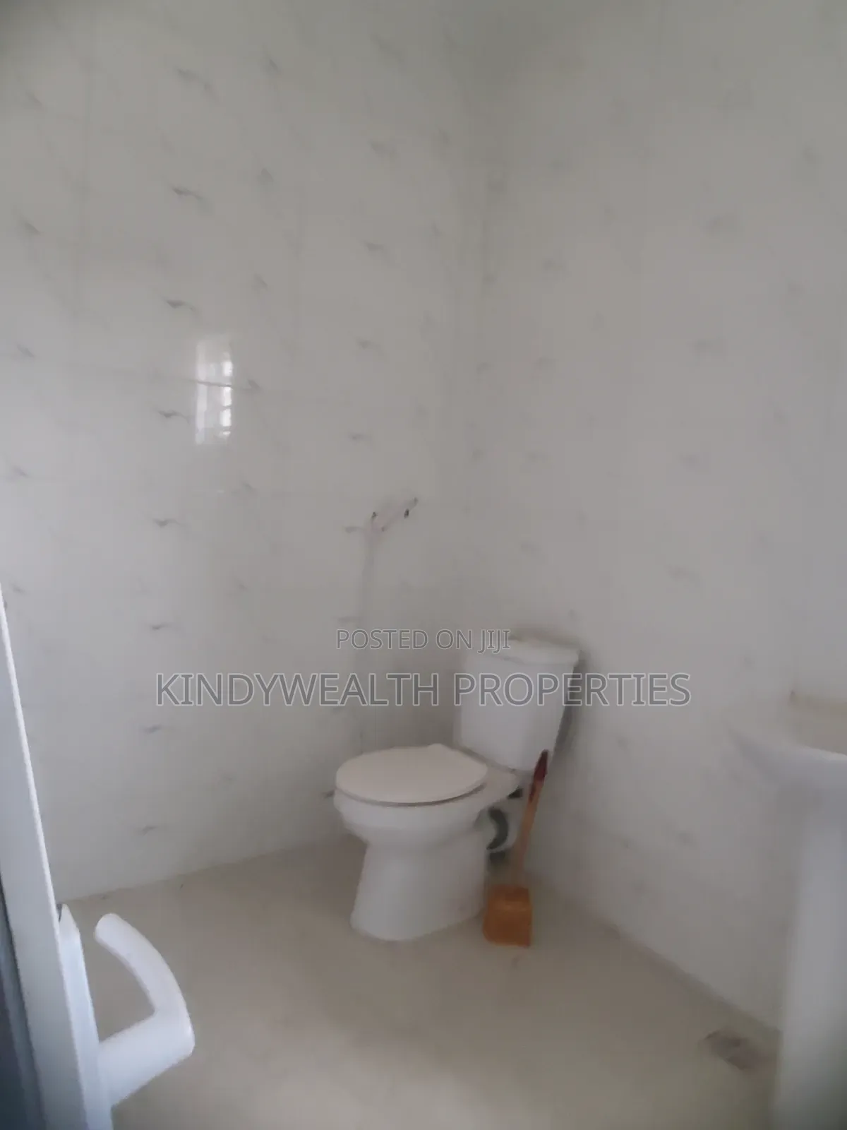 4bdrm Duplex in Ikpoba-Okha for rent