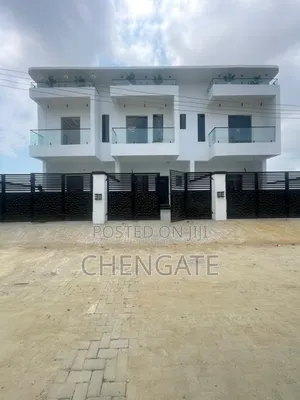 3bdrm Townhouse/Terrace in Ajah for sale
