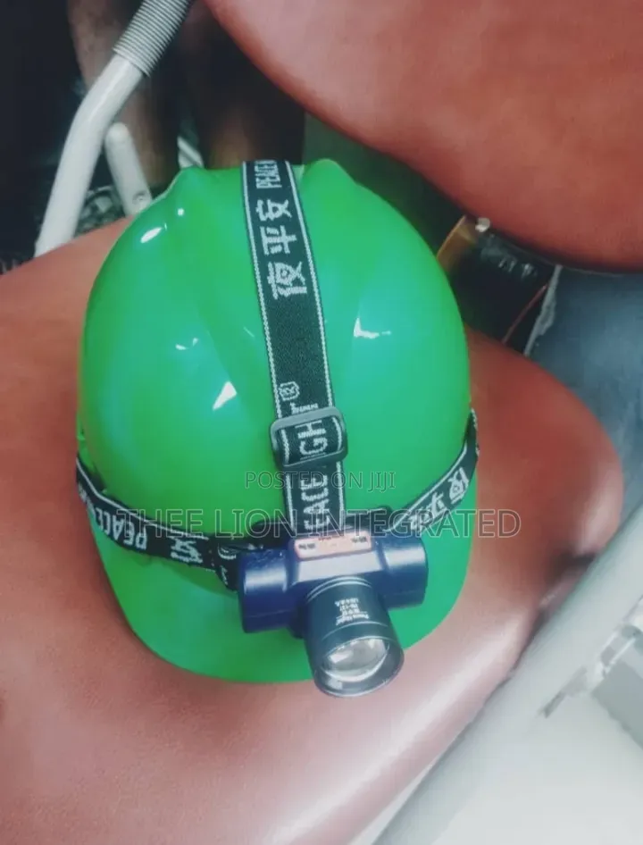Bright LED Headlamp With Green Safety Hard Hat / Helmet